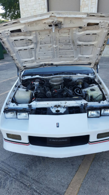 1989 Chevrolet Camaro IROC Z - photo 11