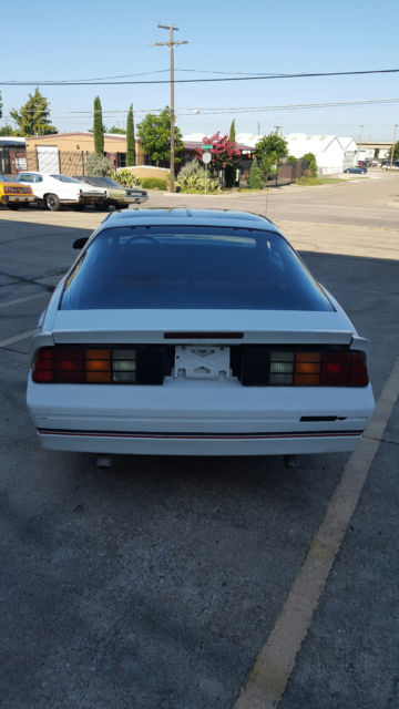 1989 Chevrolet Camaro IROC Z - photo 5
