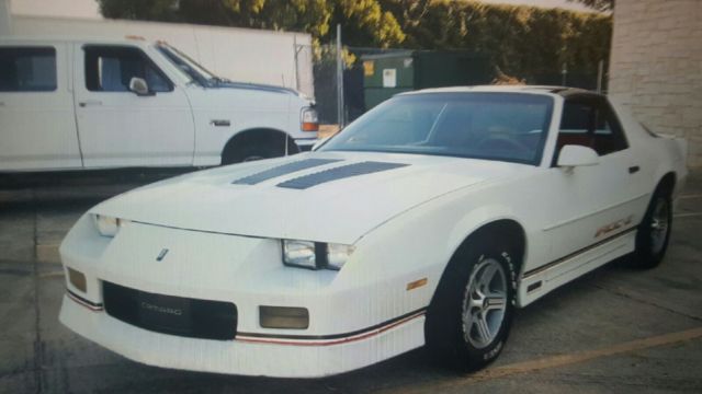 1989 Camaro Iroc Z 350 T-Tops NO RESERVE 1989 Chevrolet Camaro IROC-Z