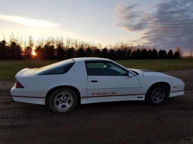 1989 Chevrolet Camaro IROC-Z - photo 4