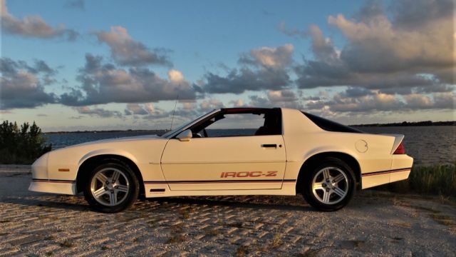 1989 Chevrolet Camaro IROC-Z - photo 3