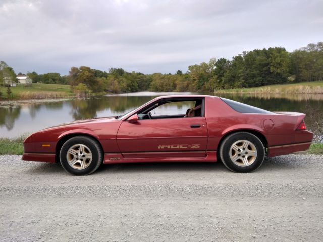 1989 Chevrolet Camaro Z28 - photo 3