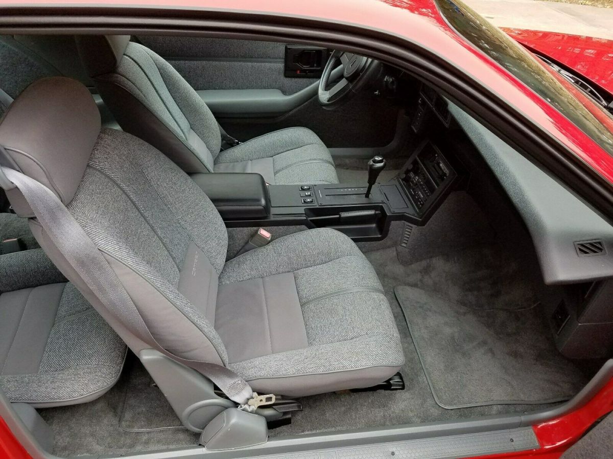 1989 Chevrolet Camaro IROC Z - photo 11