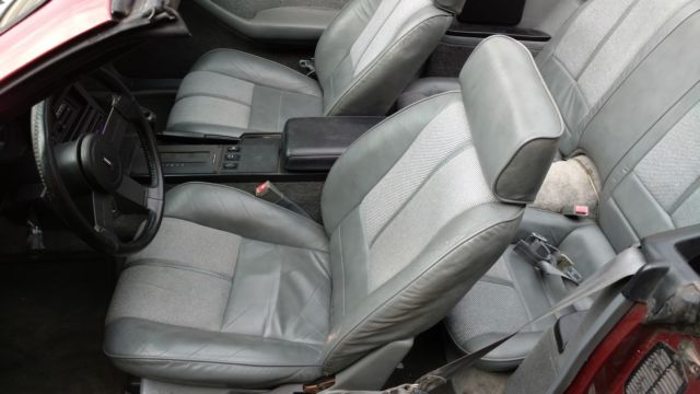 1989 Chevrolet Camaro camaro Iroc Z28 convertible - photo 10