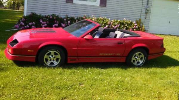 1989 Chevrolet Camaro IROC CONVERTIBLE - photo 3