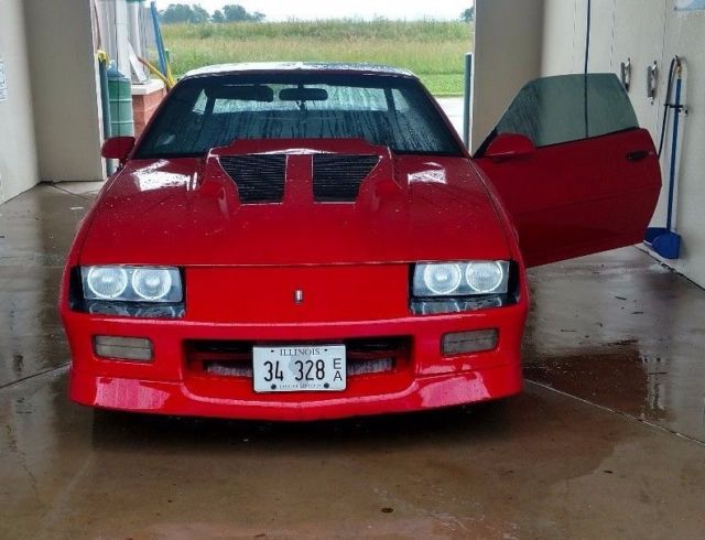 1989 CHEVROLET CAMARO RS - photo 2