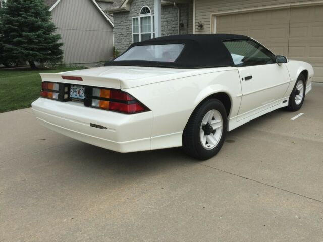 1989 Chevrolet Camaro Rally Sport Convertible - photo 5