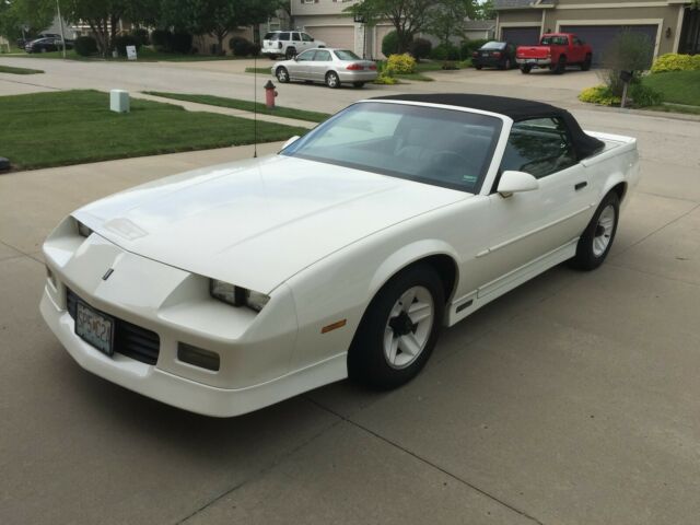 1989 Chevrolet Camaro Rally Sport Convertible - photo 6