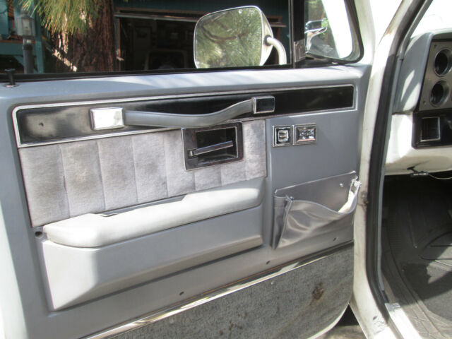 1989 Chevrolet Blazer Silverado - photo 10