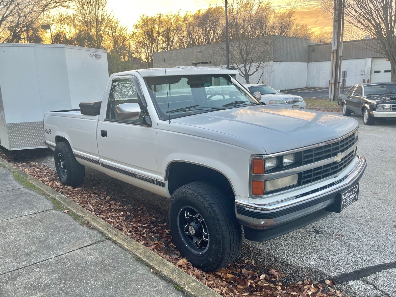 1989 Chevrolet C/K Pickup 2500 - photo 3