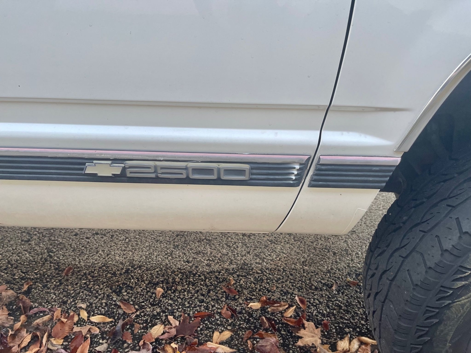 1989 Chevrolet C/K Pickup 2500 - photo 8