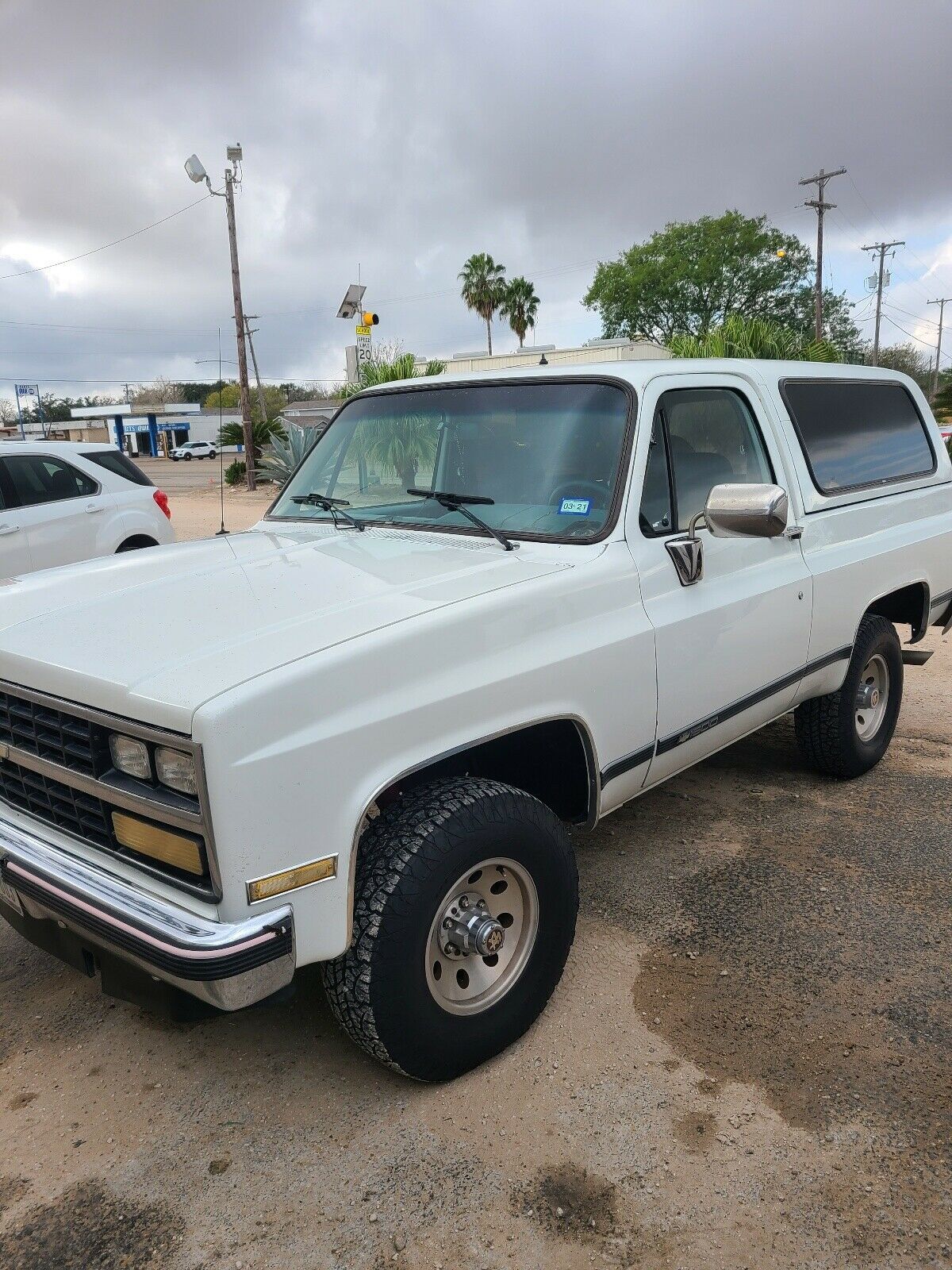 1989 Chevrolet blazer K5 SUV White 4WD Automatic V10 1989 Chevrolet Blazer