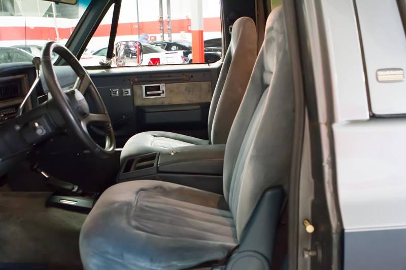1989 Chevrolet Blazer Silverado 2dr 4WD SUV SUV 2-Door Automatic 4-Speed - photo 9