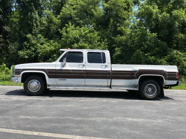 1989 Chevrolet C/K Pickup 3500 Silverado - photo 5