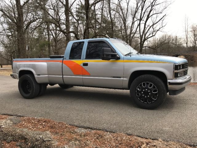 1989 Chevrolet C/K Pickup 3500 Silverado - photo 7