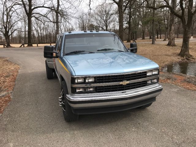 1989 Chevrolet C/K Pickup 3500 Silverado - photo 8
