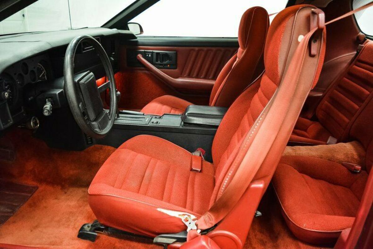 1989 Chevrolet Camaro - photo 13