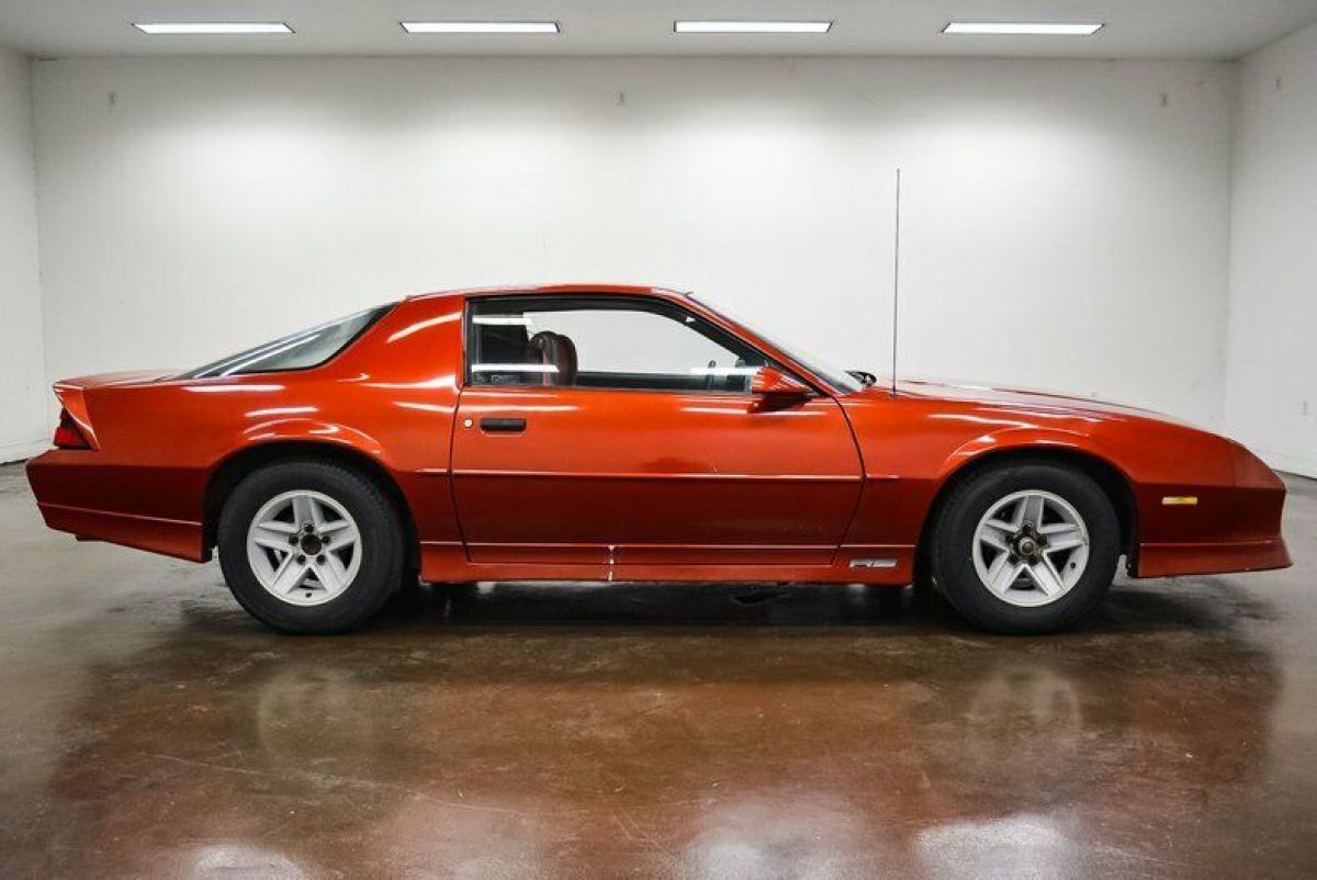 1989 Chevrolet Camaro - photo 8