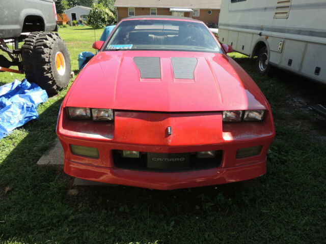1989 Chevrolet Camaro Iroc - photo 2