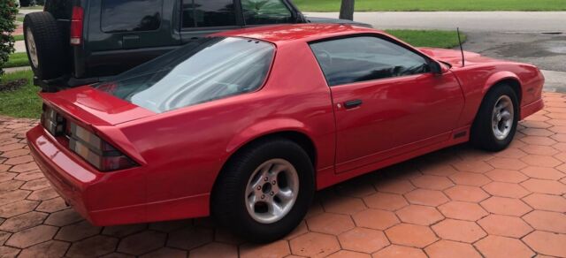 1989 Chevrolet Camaro RS - photo 2