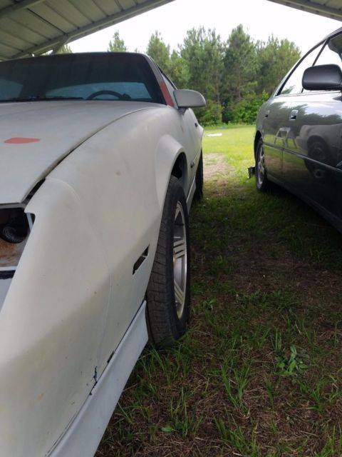 1989 Chevrolet Camaro Black blue stripe. grey IROC Z cloth - photo 5