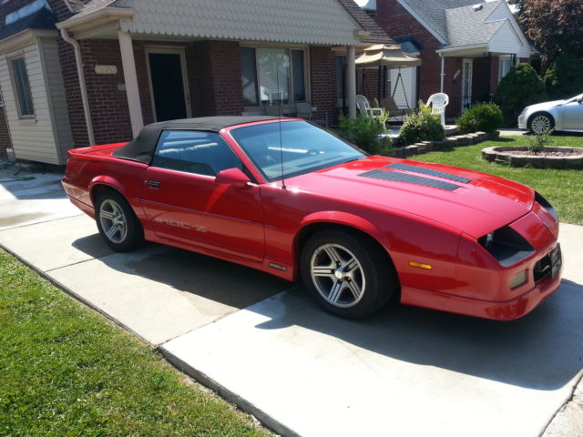 1989 Chevrolet Camaro IROC-Z Z28 - photo 3