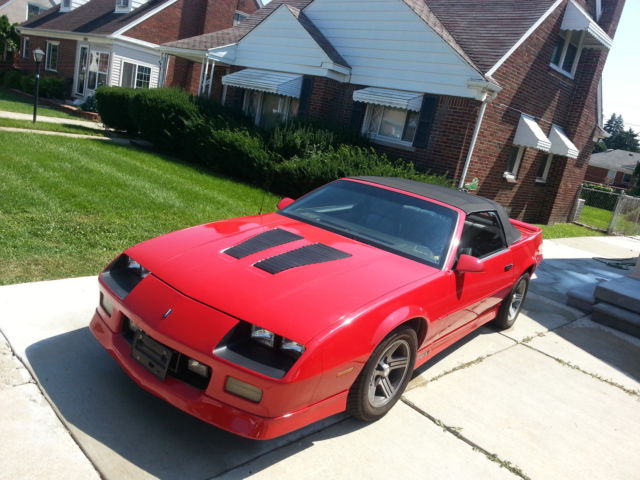 1989 Chevrolet Camaro IROC-Z Z28 - photo 5