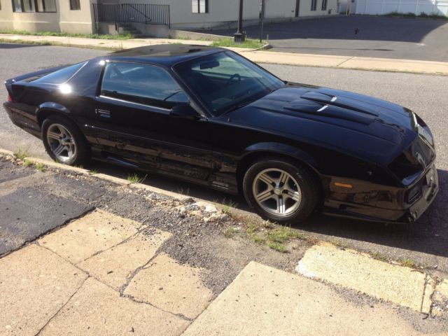 1989 Chevrolet Camaro Iroc-Z - photo 2