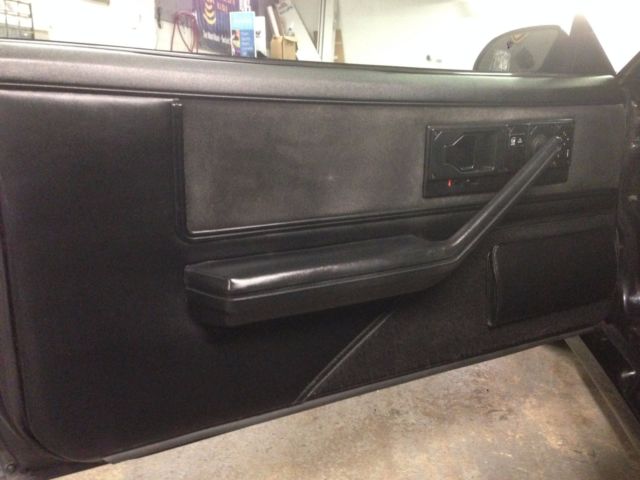 1989 Chevrolet Camaro Iroc-Z - photo 5