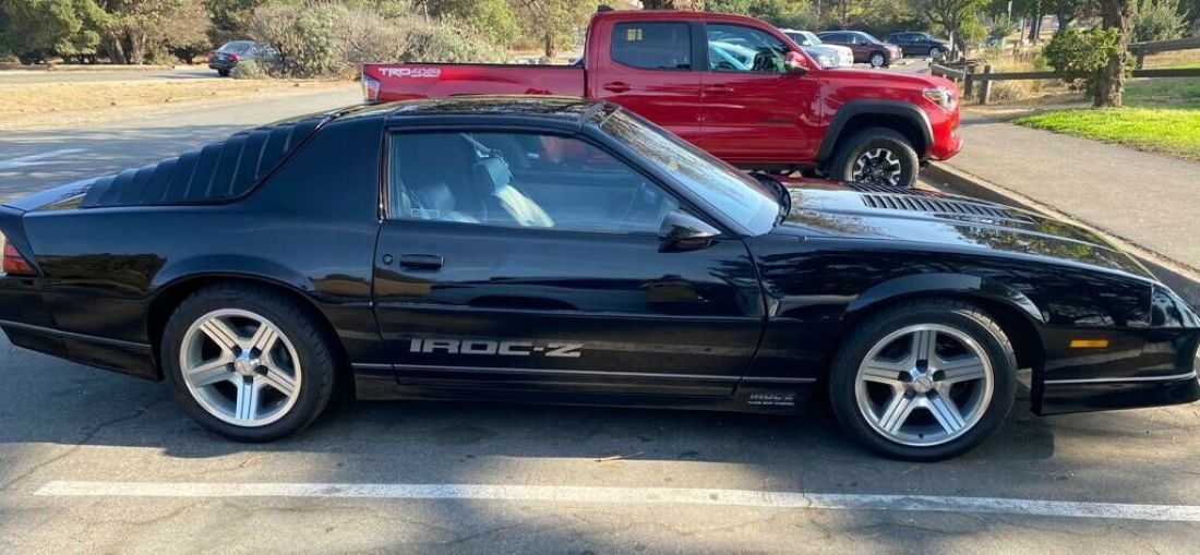 1989 Chevrolet Camaro IROC-Z 5.0 5spd Manual Tune Port Injection T-Tops! - photo 8