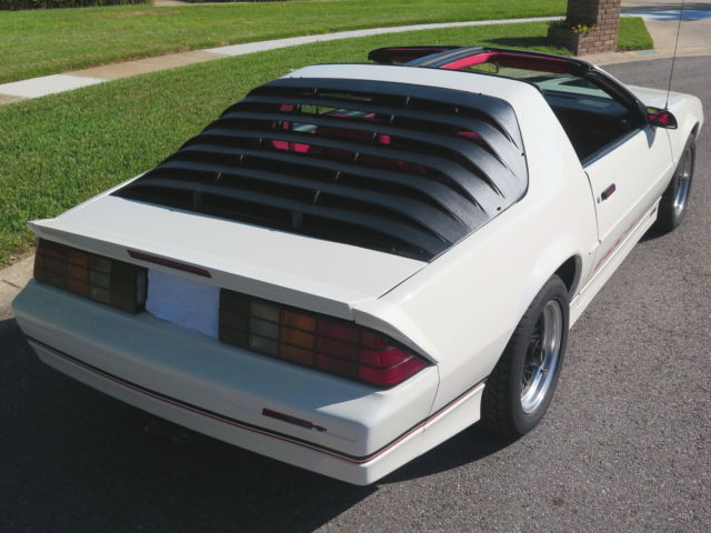 1989 Chevrolet Camaro - photo 6