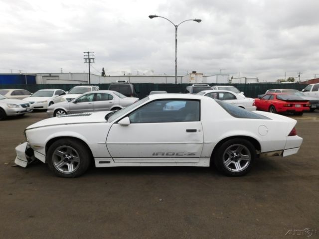 1989 Chevrolet Camaro IROC Z - photo 2