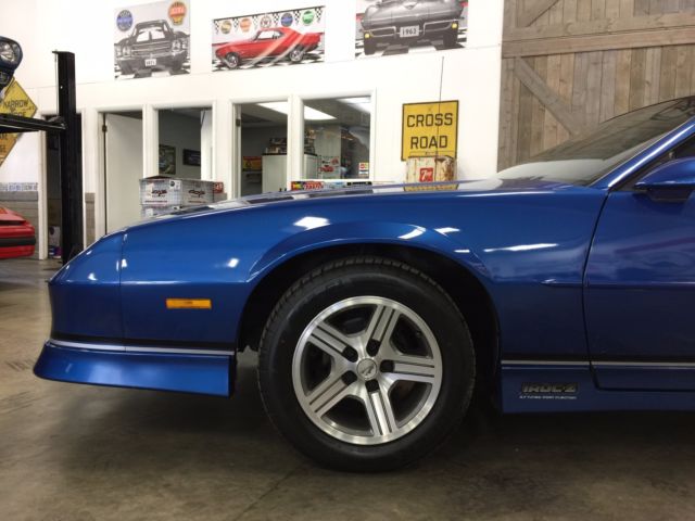 1989 Chevrolet Camaro IROC Z28 - photo 11