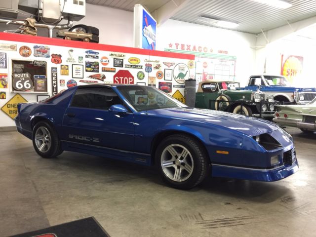 1989 Chevrolet Camaro IROC Z28 - photo 6