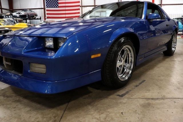 1989 Chevrolet Camaro IROC Z/28 - photo 9