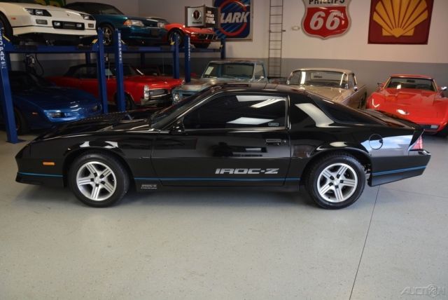 1989 Chevrolet Camaro IROC Z - photo 8