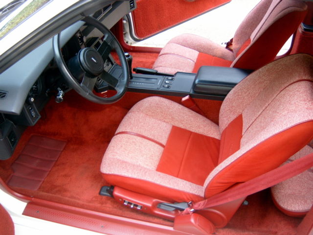 1989 Chevrolet Camaro IROC - Z28 Convertible - photo 8
