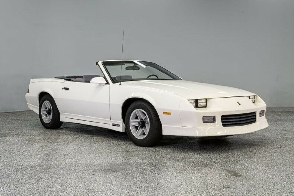 1989 Chevrolet Camaro RS - photo 12