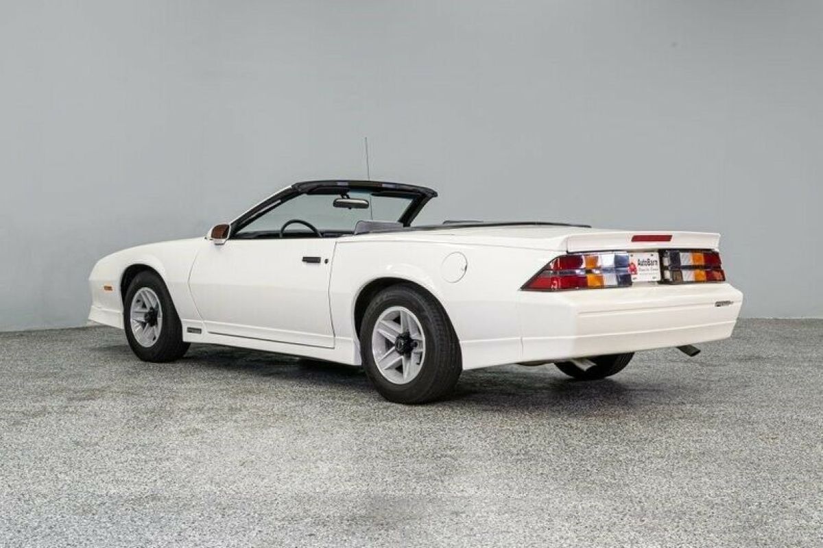 1989 Chevrolet Camaro RS - photo 4