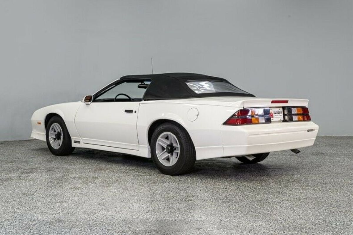 1989 Chevrolet Camaro RS - photo 5