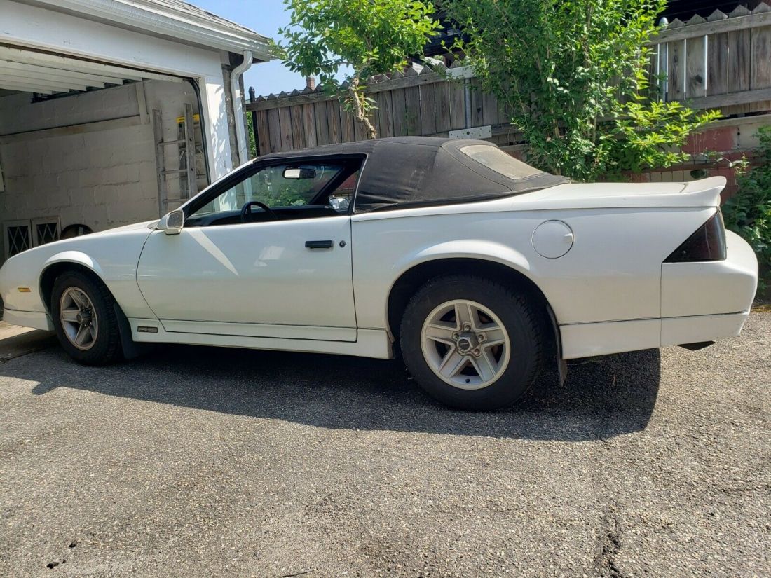 1989 Chevrolet Camaro RS - photo 2