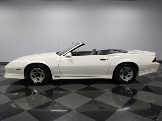 1989 Chevrolet Camaro RS - photo 2