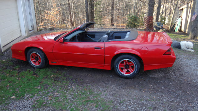 1989 CHEVROLET CAMARO RS CONVERTIBLE 75000 MILES GARAGE KEPT RUNS GREAT L@@K 1989 Chevrolet Camaro 2 DOOR COUPE