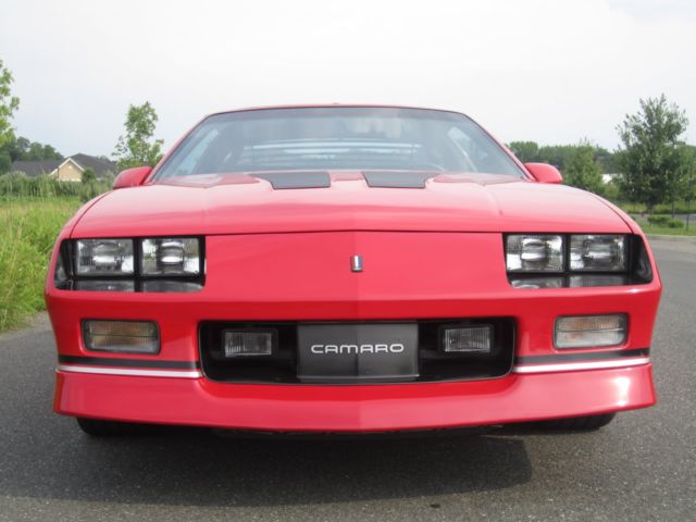 1989 Chevrolet Camaro IROC - photo 10