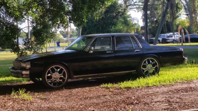 1989 Chevrolet Caprice Brougham needs some TLC Police 9C1 1989 Chevrolet Caprice