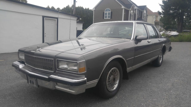 1989 Chevrolet Caprice Classic Sedan no reserve runs and drives good 1989 Chevrolet Caprice