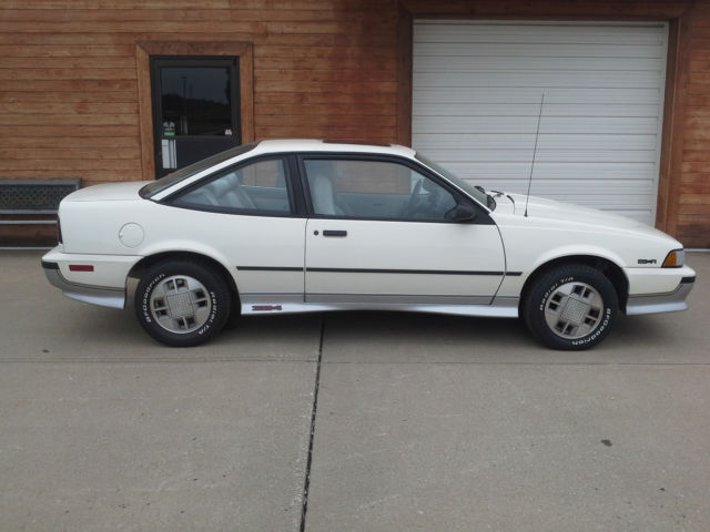 1989 Chevrolet Cavalier Z24 - photo 2