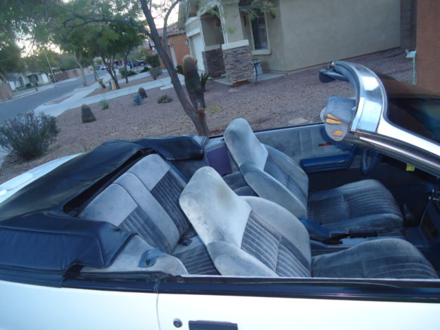 1989 Chevrolet Cavalier Z24 Convertible 2-Door like a mini Z28 - photo 9