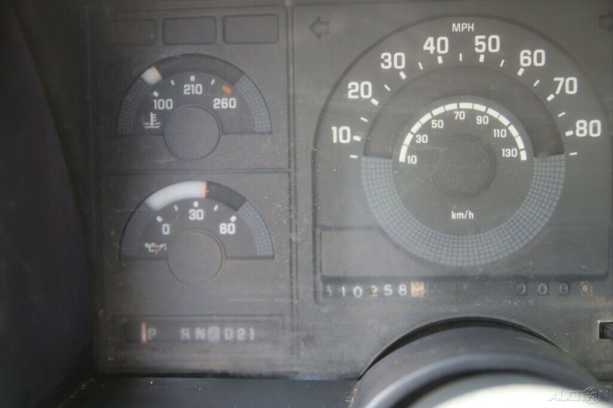 1989 Chevrolet C/K Pickup 1500 C1500 Cheyenne - photo 13