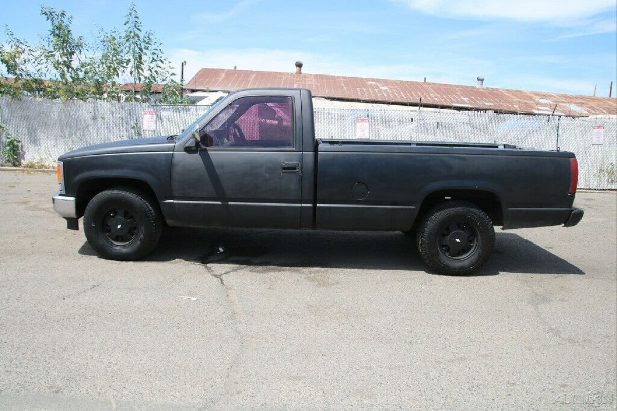 1989 Chevrolet C/K Pickup 1500 C1500 Cheyenne - photo 2